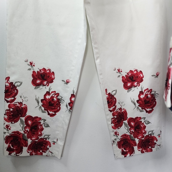 Victor Costa Occasion White with Red Flower Floral Design Jacket and Pant Suit - Picture 12 of 17